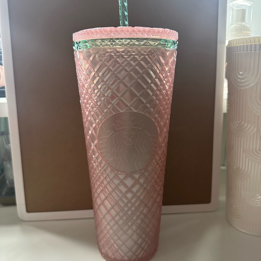 Starbucks cup - Picture 9 of 10